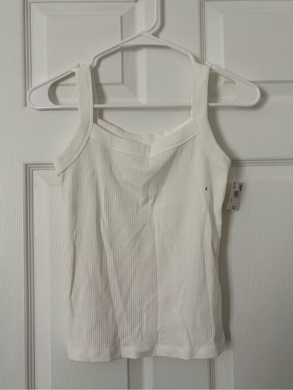 White rib knit tank top